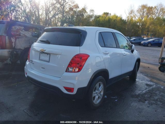 KL7CJNSB8LB090963 Chevrolet Trax Awd Ls