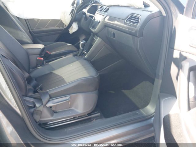 3VV3B7AX2NM153772 Volkswagen Tiguan 2.0t Se