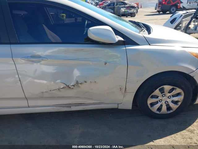 Hyundai ACCENT SE 2017 KMHCT4AE9HU205516 Image 18