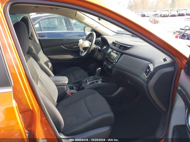 Nissan ROGUE SV 2018 5N1AT2MV9JC773543 Image 5