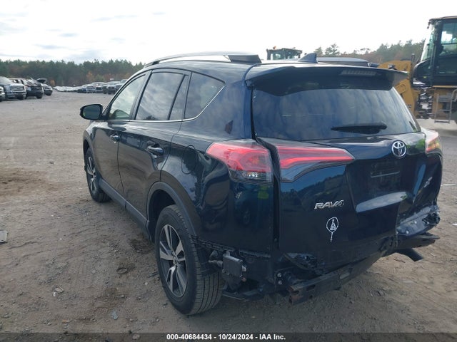 JTMRFREV9JJ727423 Toyota Rav4 Adventure/xle