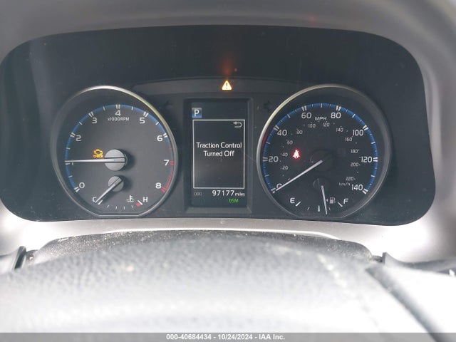 JTMRFREV9JJ727423 Toyota Rav4 Adventure/xle