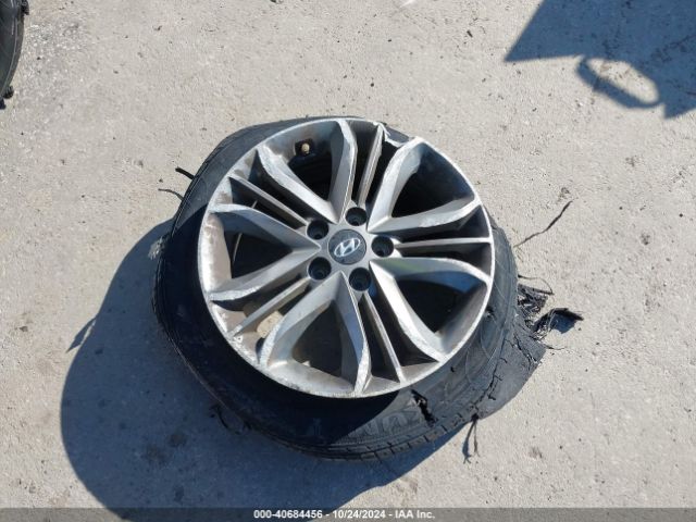 KM8JT3AF8FU108251 Hyundai TUCSON GLS
