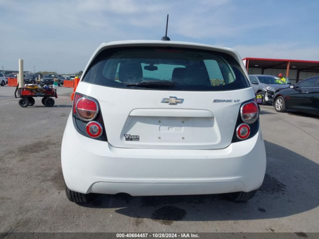 1G1JA6SH1G4173075 Chevrolet Sonic Ls Auto
