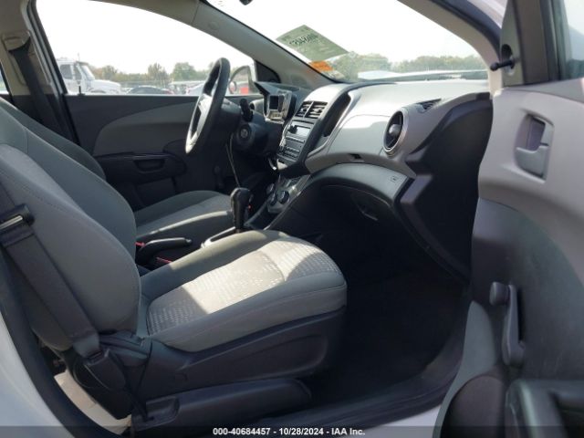 1G1JA6SH1G4173075 Chevrolet Sonic Ls Auto