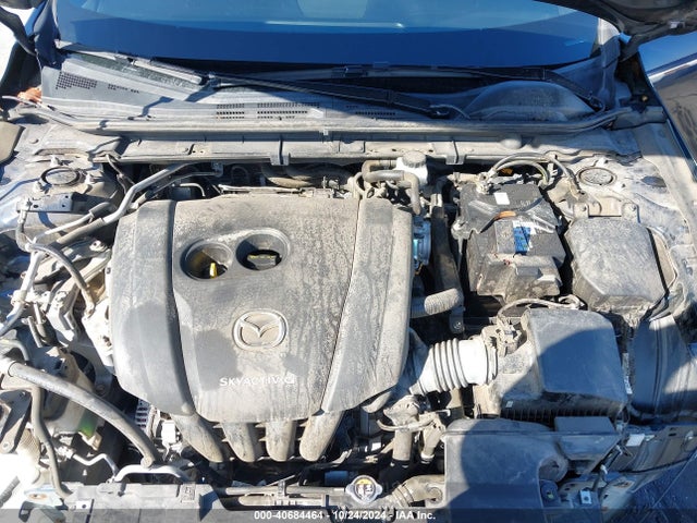 Mazda MAZDA3 2019 JM1BPAJM0K1119241 Image 10