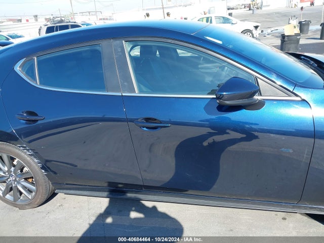 Mazda MAZDA3 2019 JM1BPAJM0K1119241 Image 14