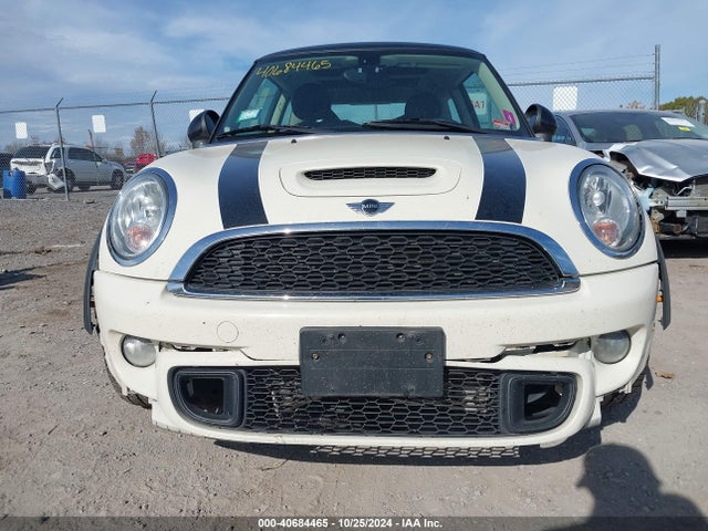 2011 MINI COOPER S WMWSV3C56BTY15501 Photo 5