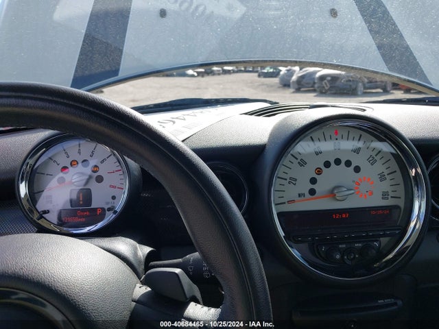 2011 MINI COOPER S WMWSV3C56BTY15501 Photo 6