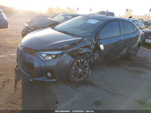 Toyota Corolla S Plus 2015 5YFBURHE3FP296728 Image 2