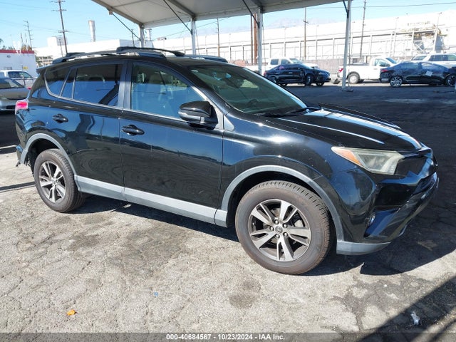 Toyota Rav4 Xle 2017 2T3WFREV3HW335195 Image 1