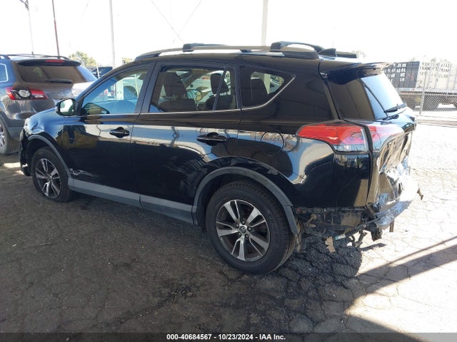 Toyota Rav4 Xle 2017 2T3WFREV3HW335195 Image 3