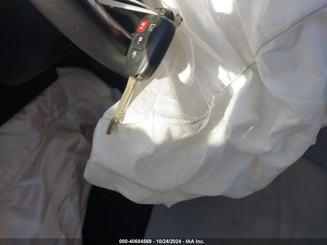 Toyota Rav4 Xle 2017 JTMWFREV8HJ706432 Image 11