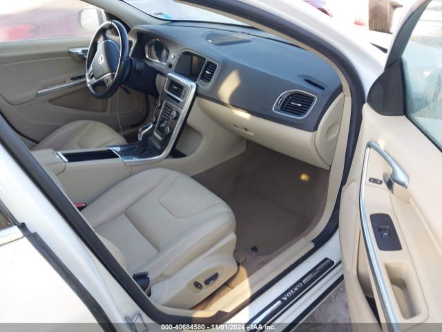 YV1612SD7F1204147 Volvo V60 T5 Platinum