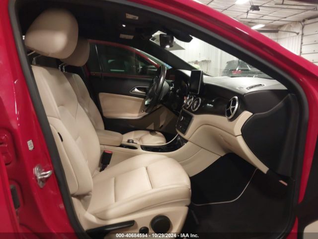 WDCTG4GB2GJ263046 Mercedes-Benz Gla 250 4matic