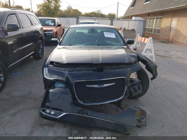 2C3CCARG4HH616693 Chrysler 300 Limited Awd