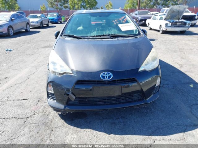 JTDKDTB34E1066557 Toyota Prius C One