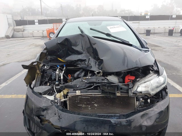 Honda FIT LX 2015 3HGGK5H5XFM786869 Image 12