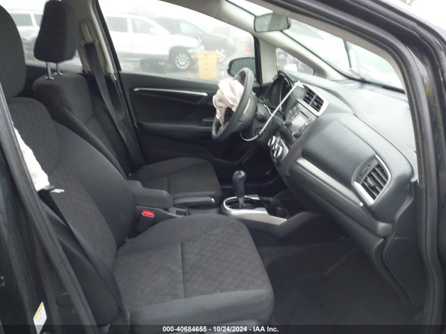 Honda FIT LX 2015 3HGGK5H5XFM786869 Image 5