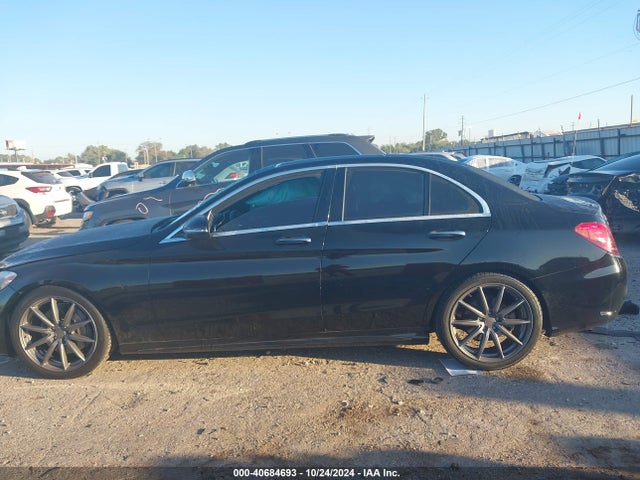 WDDWF4JB2HR242169 Mercedes-Benz C 300 Luxury/sport