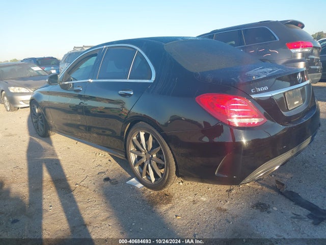 WDDWF4JB2HR242169 Mercedes-Benz C 300 Luxury/sport