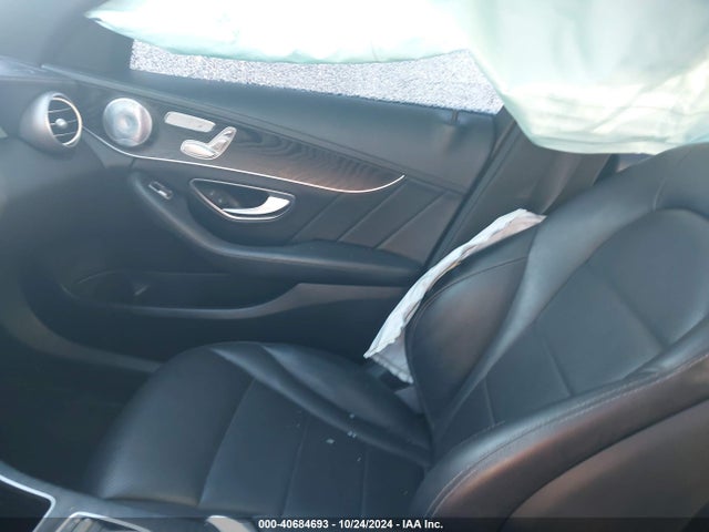 WDDWF4JB2HR242169 Mercedes-Benz C 300 Luxury/sport