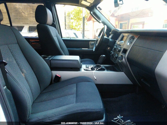 Ford Expedition 2014 1FMJU1JTGEF52322 Image 5