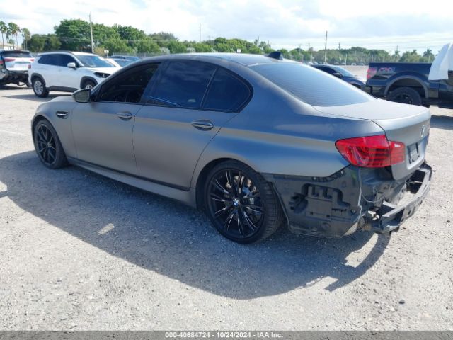 WBSFV9C58FD594693 BMW M5