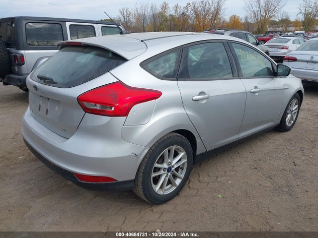 Ford FOCUS SE 2015 1FADP3K25FL282226 Image 4