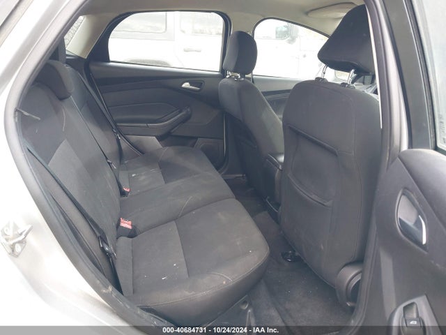 Ford FOCUS SE 2015 1FADP3K25FL282226 Image 8