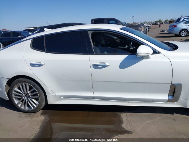 KIA Stinger 2018 KNAE15LA0J6034150 Image 13