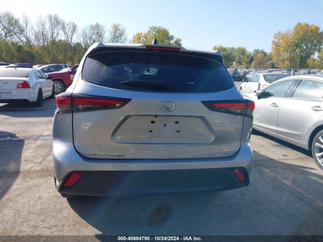 5TDKDRBH0RS533500 Toyota Highlander Le