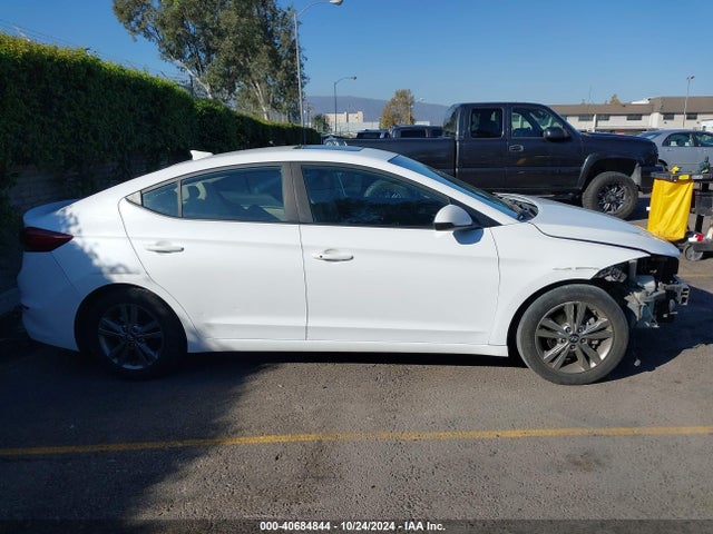 Hyundai Elantra Value Edition 2018 5NPD84LF4JH372219 Image 14