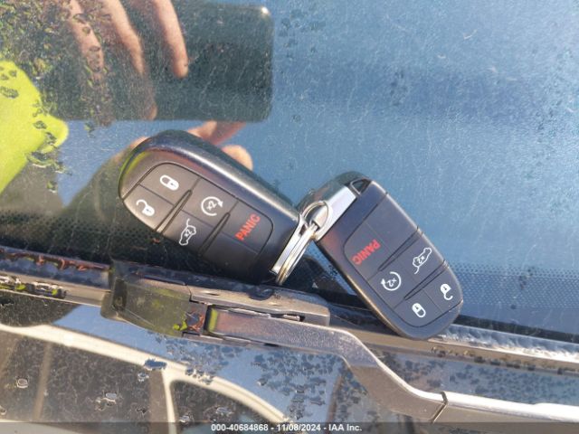 1C4RJFAG9JC500256 Jeep Grand Cherokee Altitude 4x4