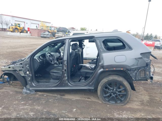 1C4RJFAG9JC500256 Jeep Grand Cherokee Altitude 4x4