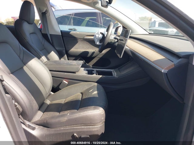 2023 TESLA MODEL Y 7SAYGDEE2PA043549 Photo 4