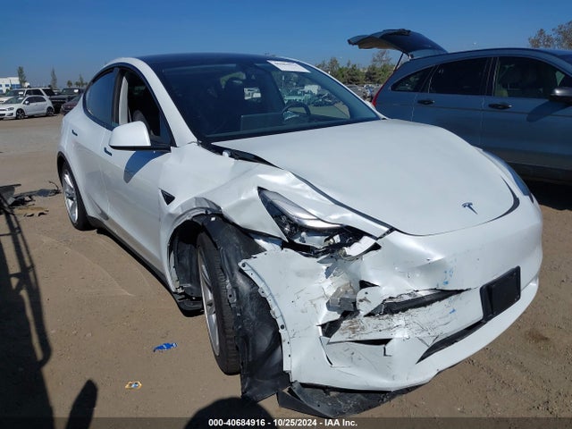 2023 TESLA MODEL Y 7SAYGDEE2PA043549 Photo 5