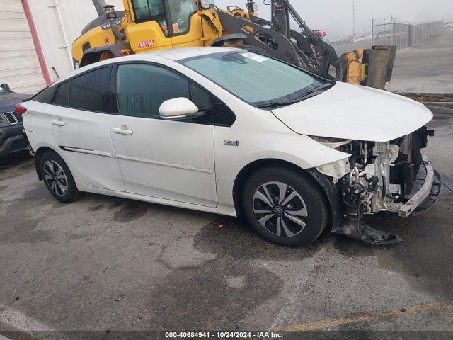 Toyota Prius Prime Advanced 2017 JTDKARFP1H3005975 Image 14