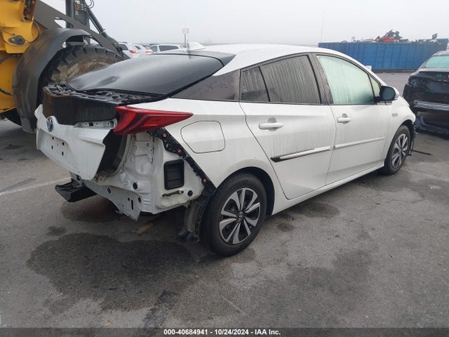 JTDKARFP1H3005975 Toyota Prius Prime Advanced