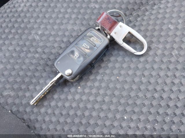 3VW1K7AJ3EM429312 Volkswagen Jetta 2.0l S