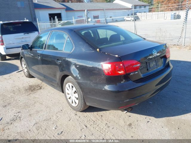 3VW1K7AJ3EM429312 Volkswagen Jetta 2.0l S