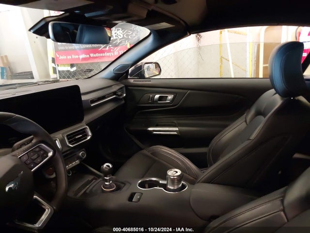 1FAGP8FF7R5110196 Ford Mustang Gt Premium