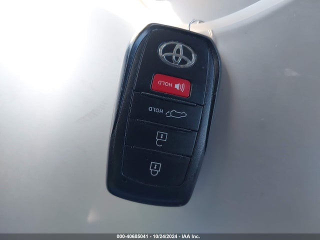 Toyota Corolla Cross Xle 2023 7MUDAAAGXPV061160 Image 11