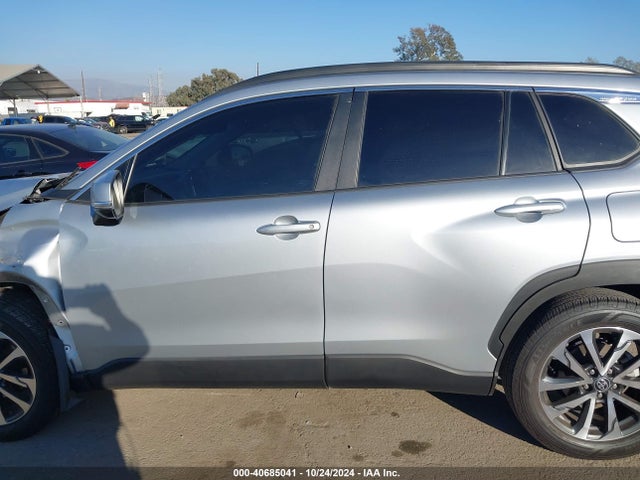 Toyota Corolla Cross Xle 2023 7MUDAAAGXPV061160 Image 14