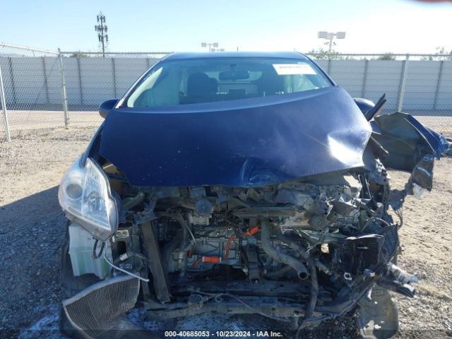 JTDKN3DU8F0465868 Toyota Prius