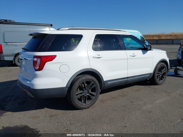 Ford EXPLORER XLT 2016 1FM5K7D85GGC34446 Image 4