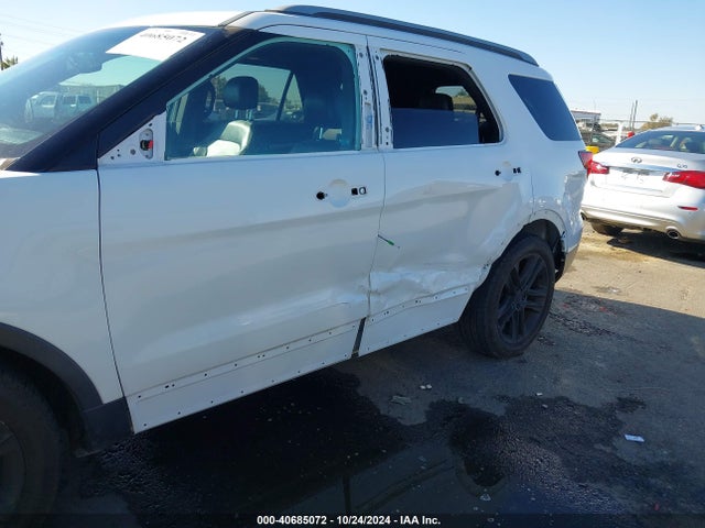 Ford EXPLORER XLT 2016 1FM5K7D85GGC34446 Image 6
