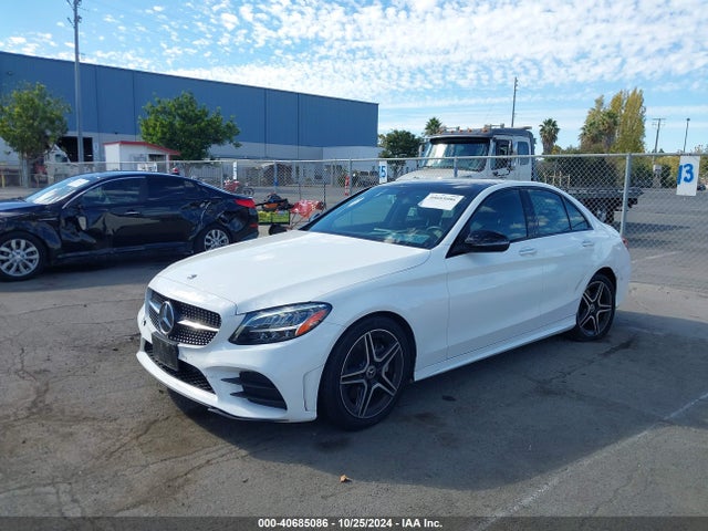 W1KWF8DB1MR614095 Mercedes-Benz C 300 Sedan