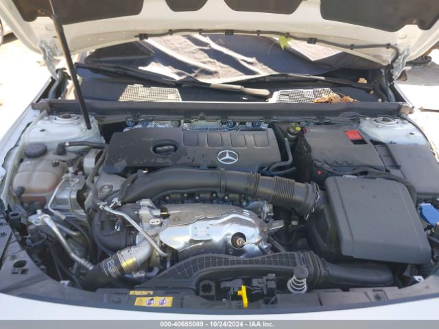 W1K5J4GBXPN328000 Mercedes-Benz m260