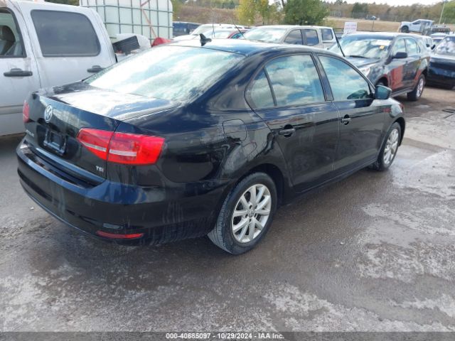 3VWB17AJ9FM356469 Volkswagen Jetta 1.8t Se